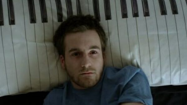 法国微电影《调音师》